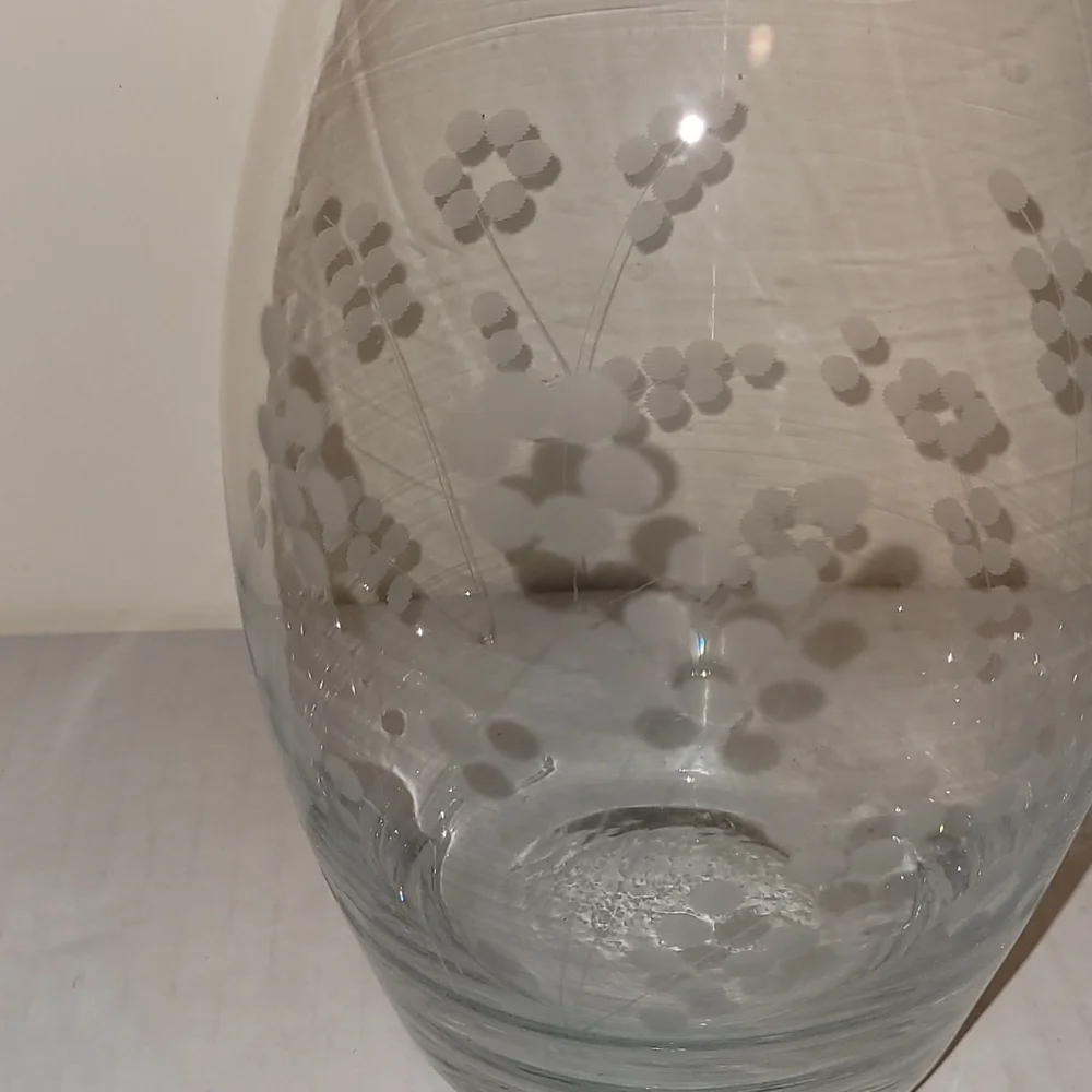 Vintage Etched Floral Teardrop Decanter with Stopper